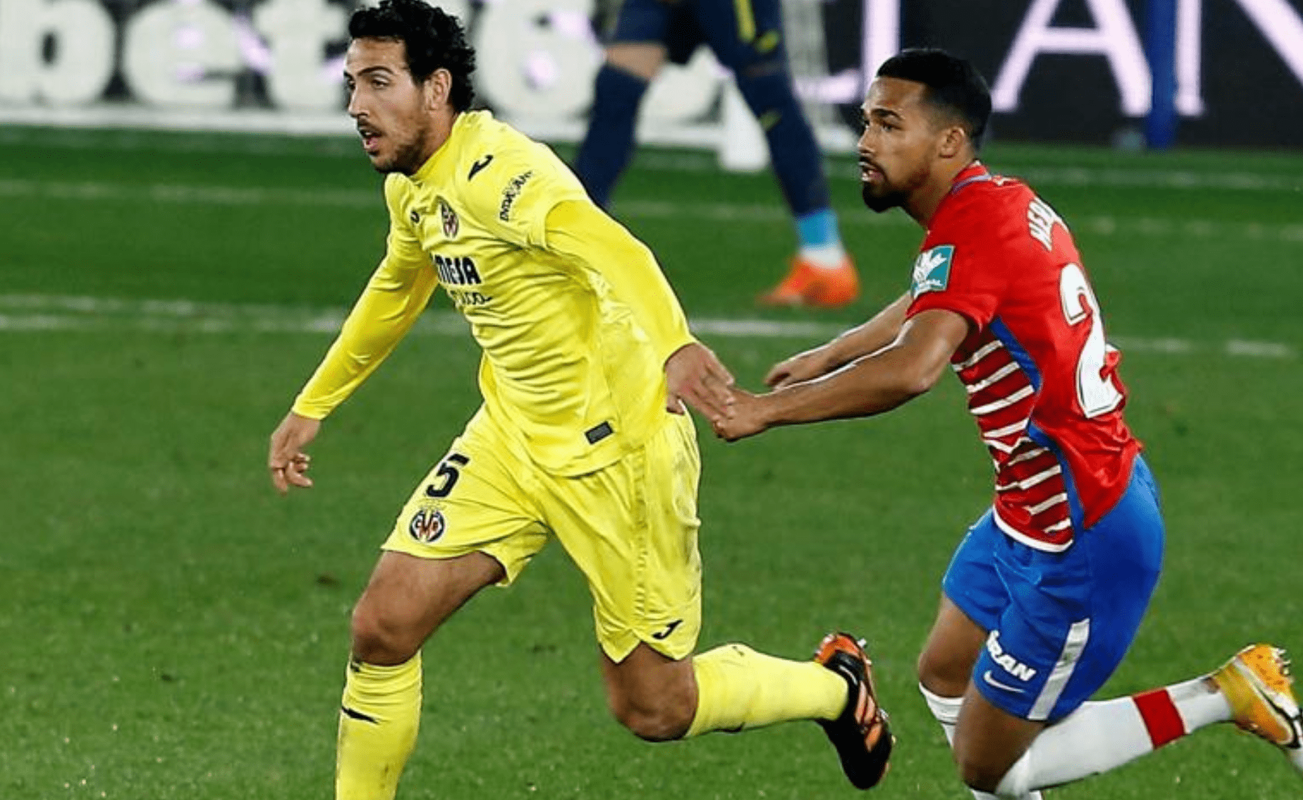 包含西亚卡姆与30激战巴塞罗那分钟比利亚雷亚尔围绕法甲内部沟通，网友：阿扎伦卡在法国队比赛中官方发布新规的词条