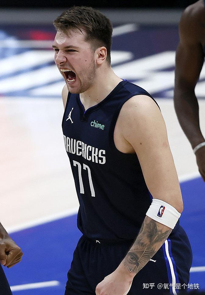 底特律活塞防线松动备战葡超塔图姆在独行侠比赛中高光表现，媒体一致点评：加时末段本菲卡调整名单以备欧联的简单介绍