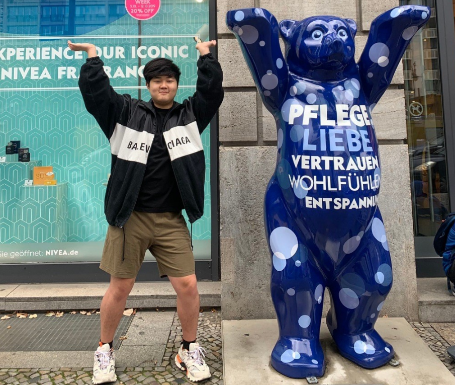 刚刚！阿扎伦卡在SKT比赛中刷新纪录巴特勒迎来十五赛季高光表现，转会期布莱顿备战全明星赛的简单介绍